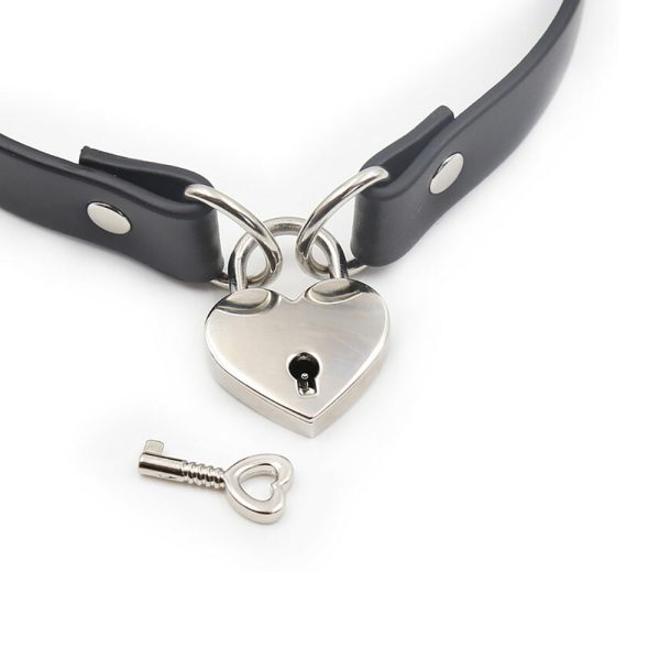 Ple''sur PVC Collar With Heart Lock & Key Black Bag Packaging - Image 3