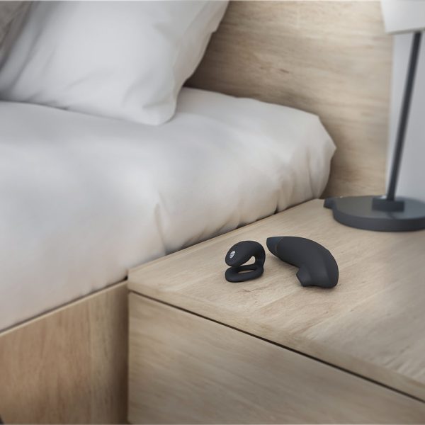 Womanizer x We-Vibe Lust & Luxury Collection Black - Image 2