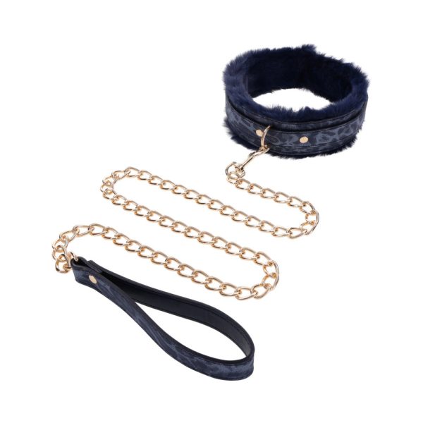 Sportsheets Sex & Mischief Cougar Fur Collar & Leash - Image 6