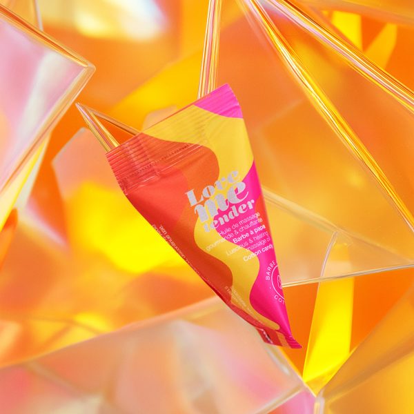 Love to Love Love Me Tender Luscious & Heating Massage Oil Cotton Candy 0.33 oz. - Image 2