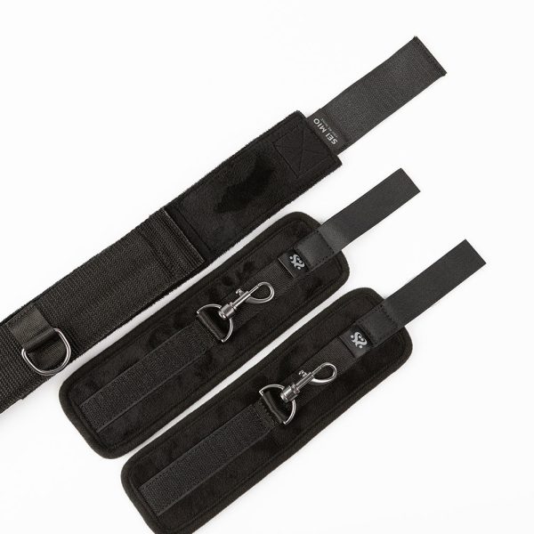 SEI MIO Spread the Love Ankle Spreader Bar with Wrist Cuffs - Image 4