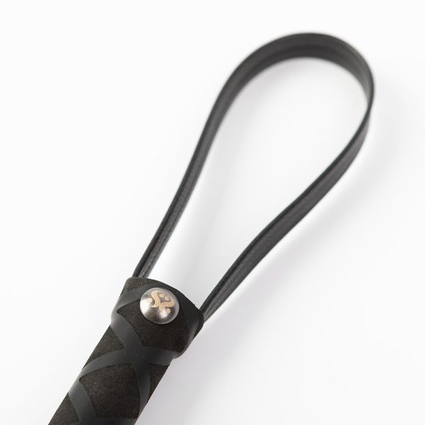 SEI MIO Primed for Punishment Faux Leather Flogger - Image 4