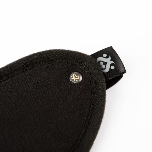 SEI MIO Eyes Wide Shut Soft Velvet Blindfold - Image 5