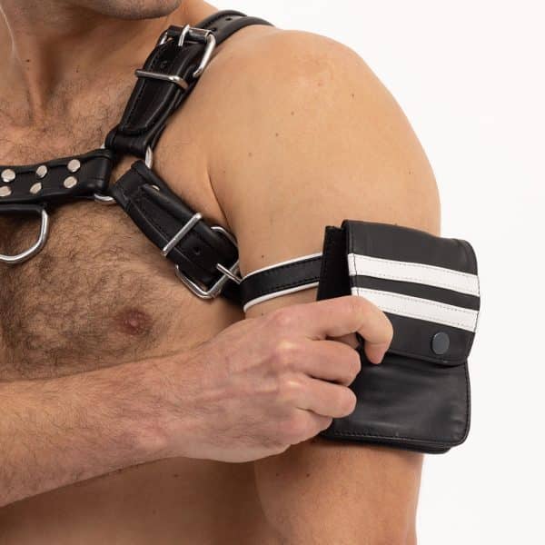 Prowler RED Pouch Wallet Black/White - Image 2