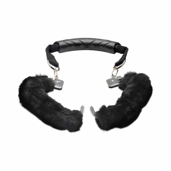 Master Series Furry Handcuffs with Handle - Image 4