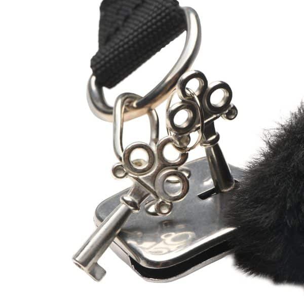 Master Series Furry Handcuffs with Handle - Image 5