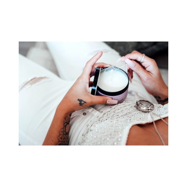 Eye of Love Morning Glow Attract Him Pheromone Massage Candle - Image 4