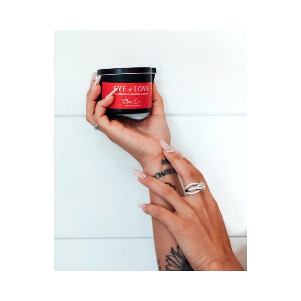 Eye of Love One Love Attract Him Pheromone Massage Candle - Image 4